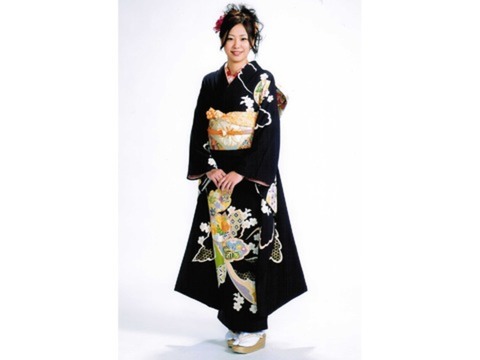 西陣織の着物をお作りします。